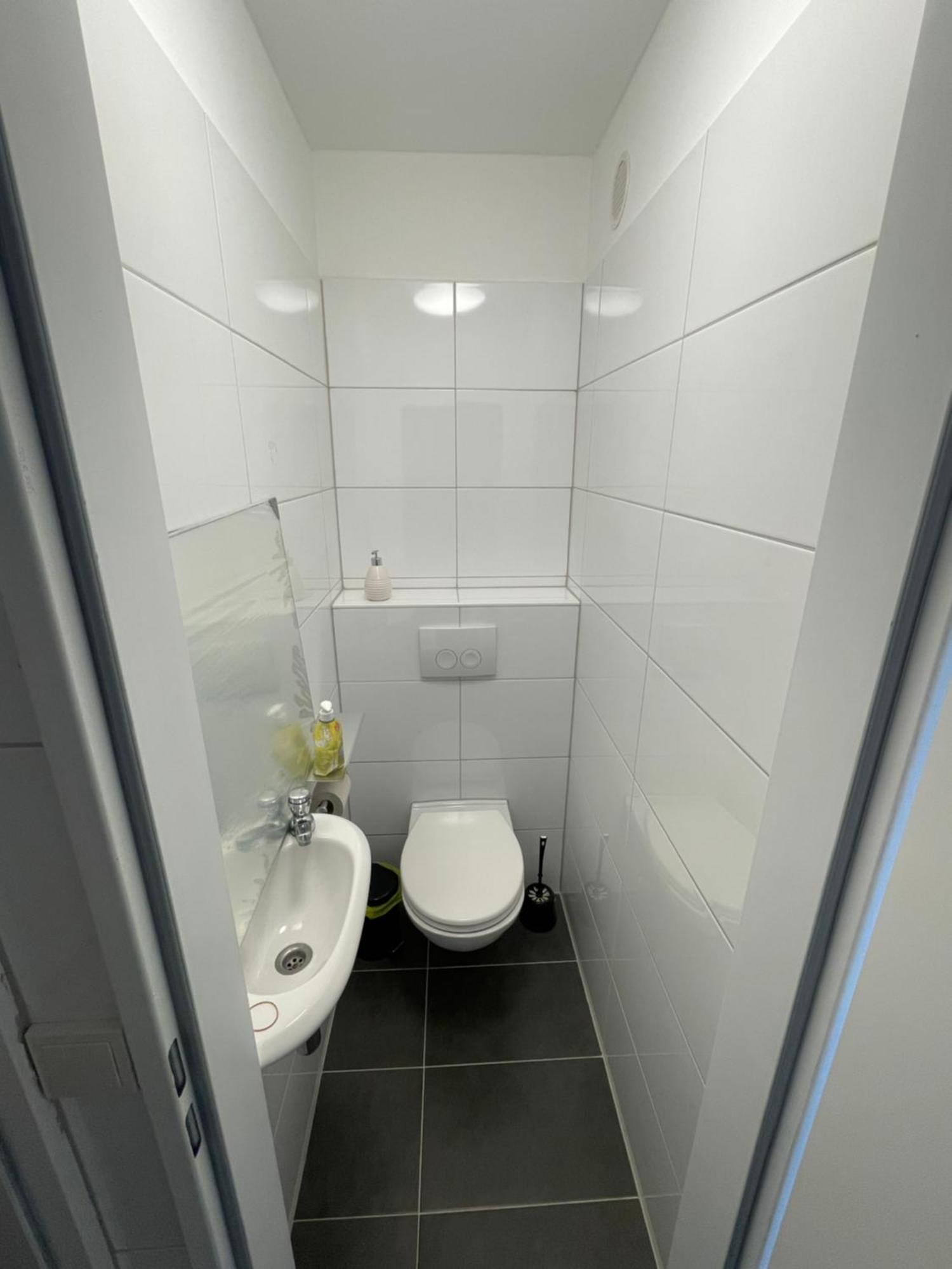 Appartement Moderne Zimmer In Koeln Lindenthal